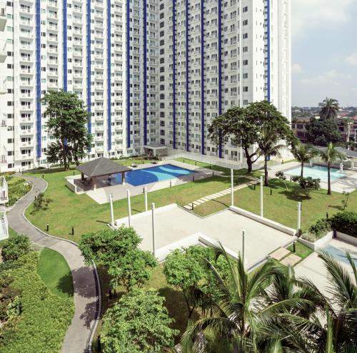 Grass Residences T3 11th Floor with Balcony