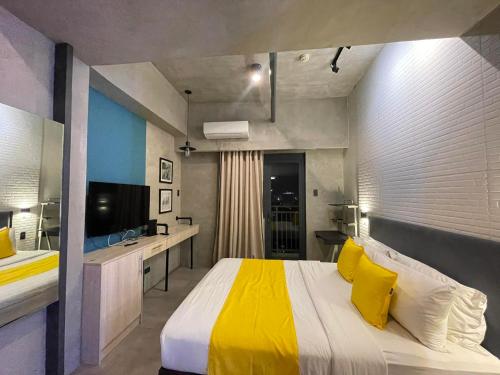 Spacious 1BEDROOM Good for 2pax free stay up to 6pax 22088