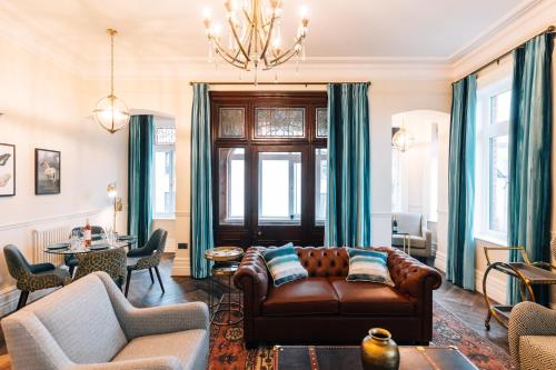 Bank Apartments