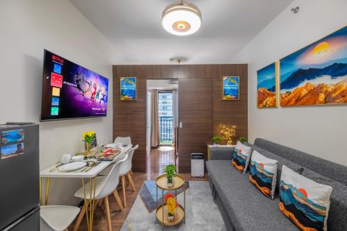 Newly Turned 0ver Cond0- Air Makati 1BR with Balcony