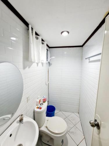 Calapan City Fully Furnished House Transient near XentroMall L39