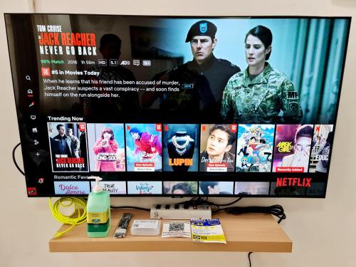 Furnished House in Calapan City Subdivision near ROBINSONS Mall L33