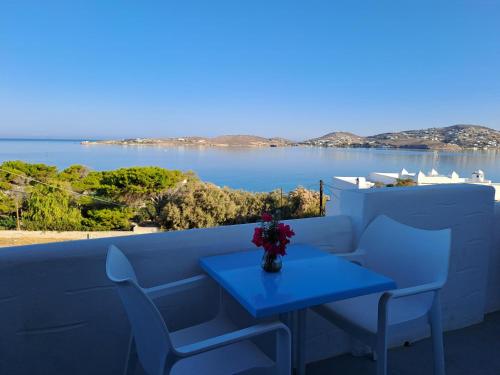 Stratos Apartments & Studios