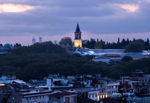Demiray Hotel
