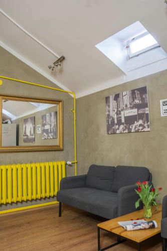 New World St. Hostel