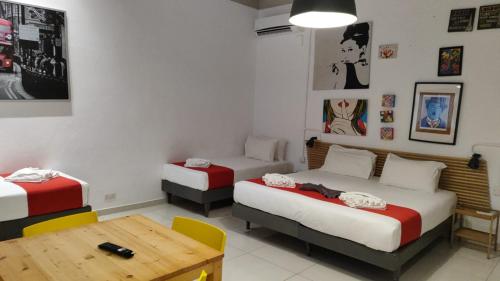 Cresta Beach Studios