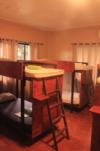 Laguno Bed and Breakfast