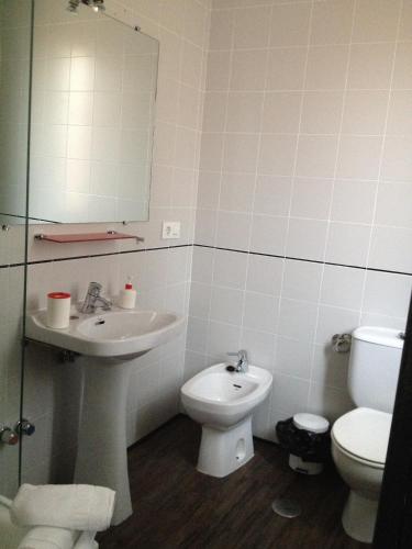 Oasis Backpackers Hostel Toledo
