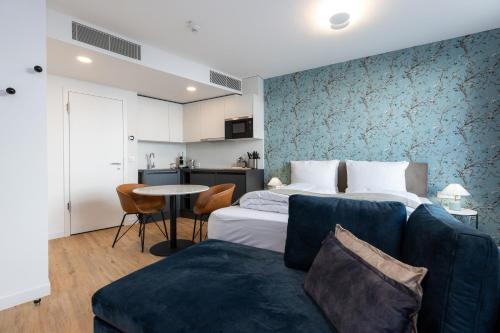 The Doorman Goethe Frankfurt am Main