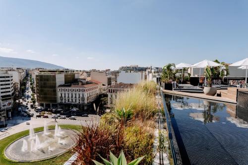 Skylark, Aluma Hotel & Resort