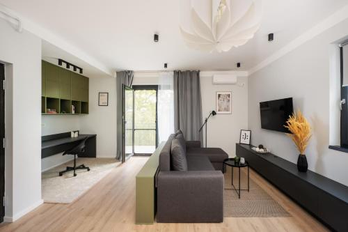 Citadel 4 - Powered by NEO - free parking