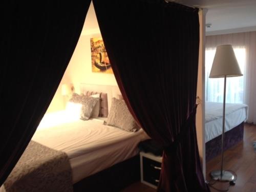 SRF Hotel