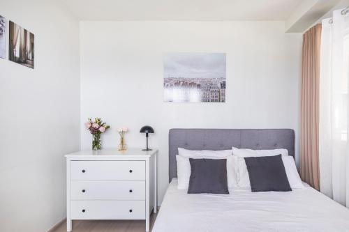 Make Yourself Feel at Home in 2BR I Free Parking