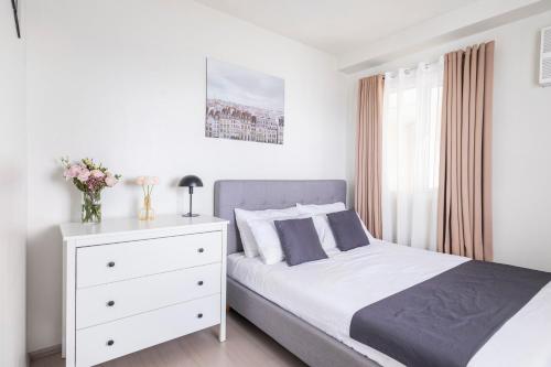 Make Yourself Feel at Home in 2BR I Free Parking