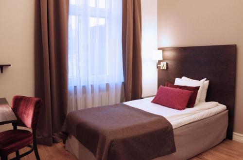 Home Hotel Drott