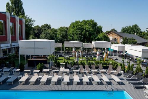 North Star Continental Resort