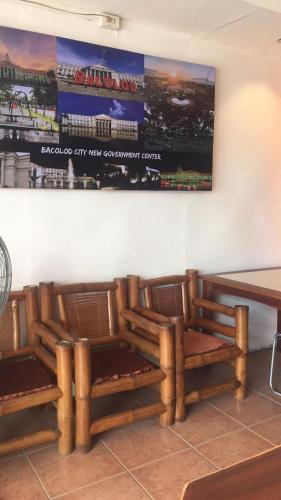 RedDoorz at Rio Bella Lacson St Bacolod