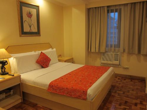 Manila Lotus Hotel