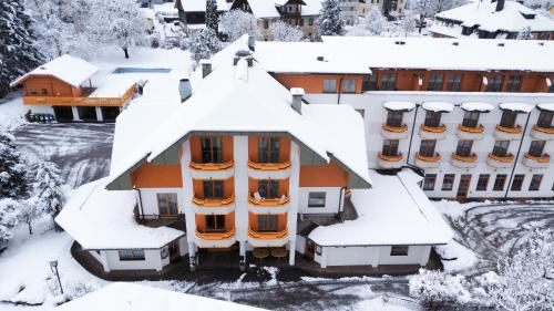 All Inclusive Familienhotel Burgstallerhof