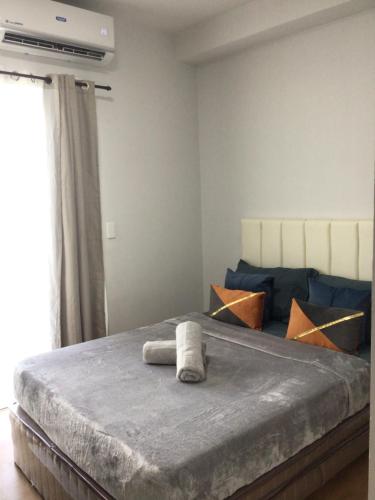 Balcony View Studio Mesatierra Garden Residences