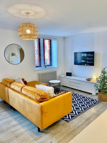 Boutique Chapel Apartment within City Walls