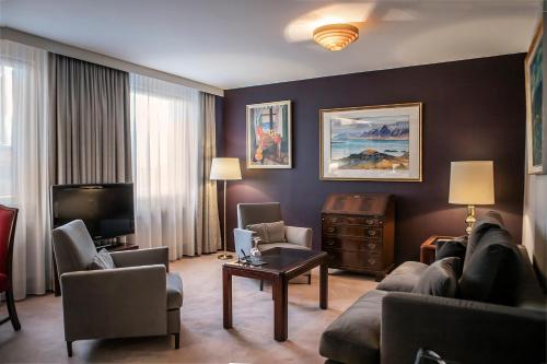 Hotel Holt