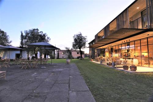 Terra Rosa Country House & Vineyards