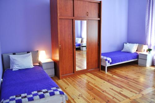 Happy House Hostel