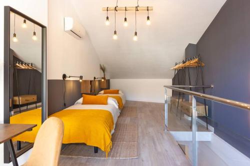 Duplex with terrace near Bcn