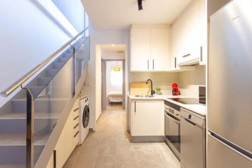 Duplex with terrace near Bcn