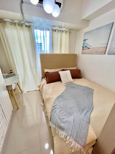 Sea Residences: Eyal’s Suite Condotel near MOA/Mall of Asia