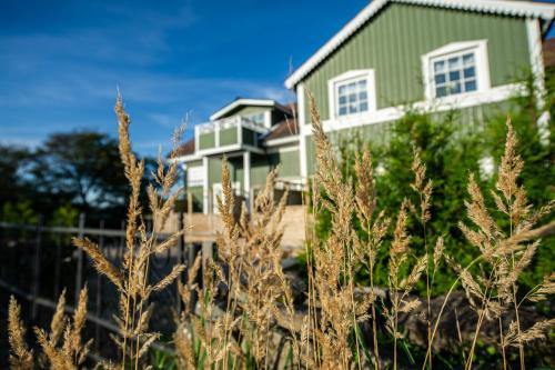 Vare 4 vandrarhem AB