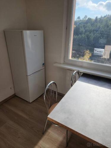 1izbovy byt v Banskej Bystrici