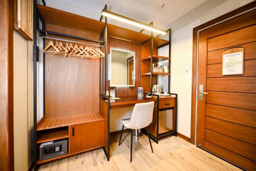 ISORA RESORT Puerto Galera