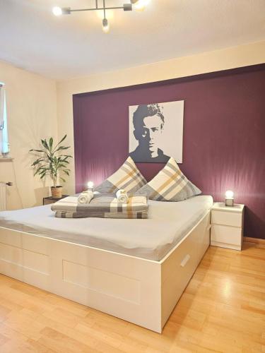 Doppelzimmer in Privathaus I geteiltes Bad & Küche I mit dem Zug 4 min bis zum Hauptbahnhof