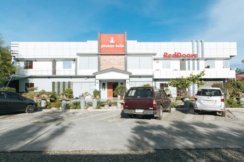 Jollydays Hotel by RedDoorz