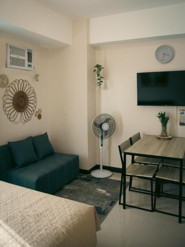 The Bat Cave 2 @Manhattan Heights