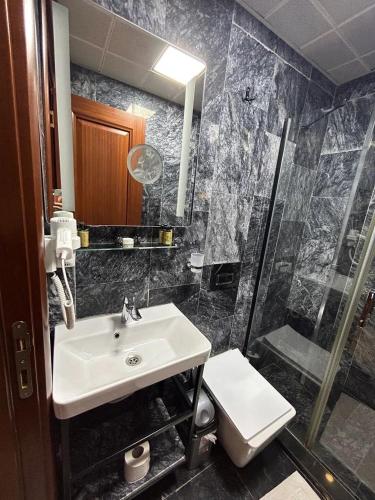 Basilissis Hotel