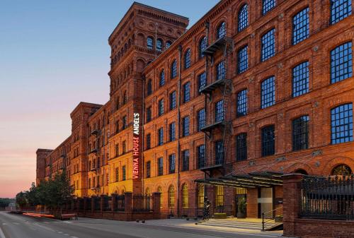 Vienna House by Wyndham Andel's Lodz