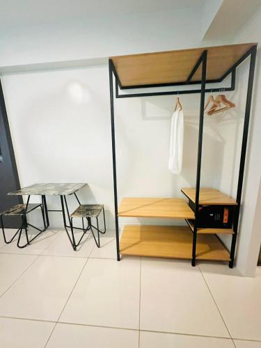 41st Floor Horizons 101 Condo