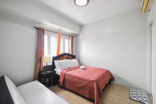 Tess and Tesha Condotel