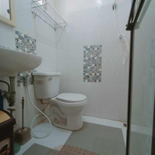 El Gordo's Adventures And Guesthouse