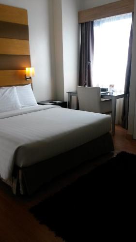 One Pacific Place Serviced Residences