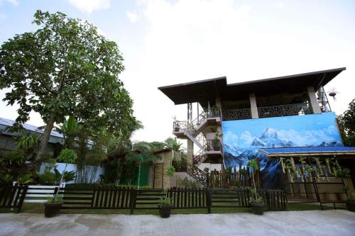 Marco's Tourist Inn