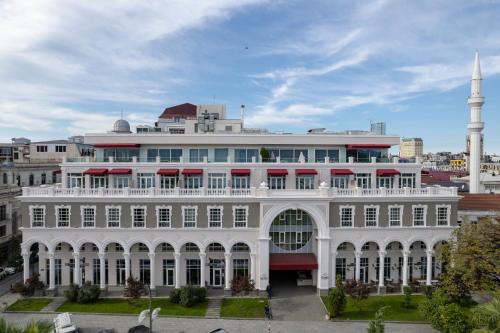 Le Port Apart Hotel