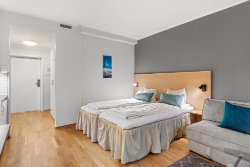 Enter City Apartment Hotel