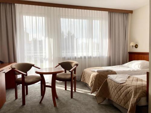 Hotel Senator