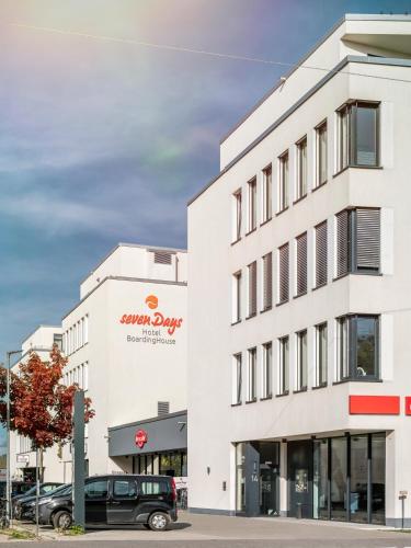SevenDays Hotel BoardingHouse