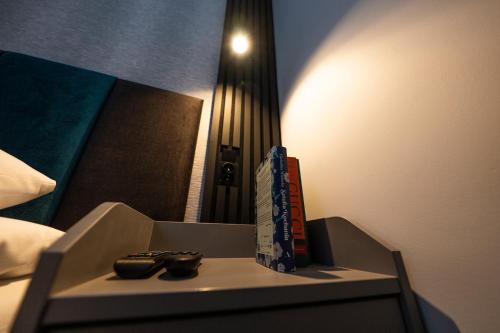 Elegant Hostel & Apartments