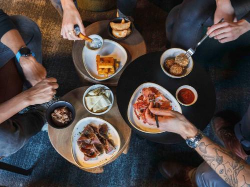 Tribe Lyon Croix Rousse